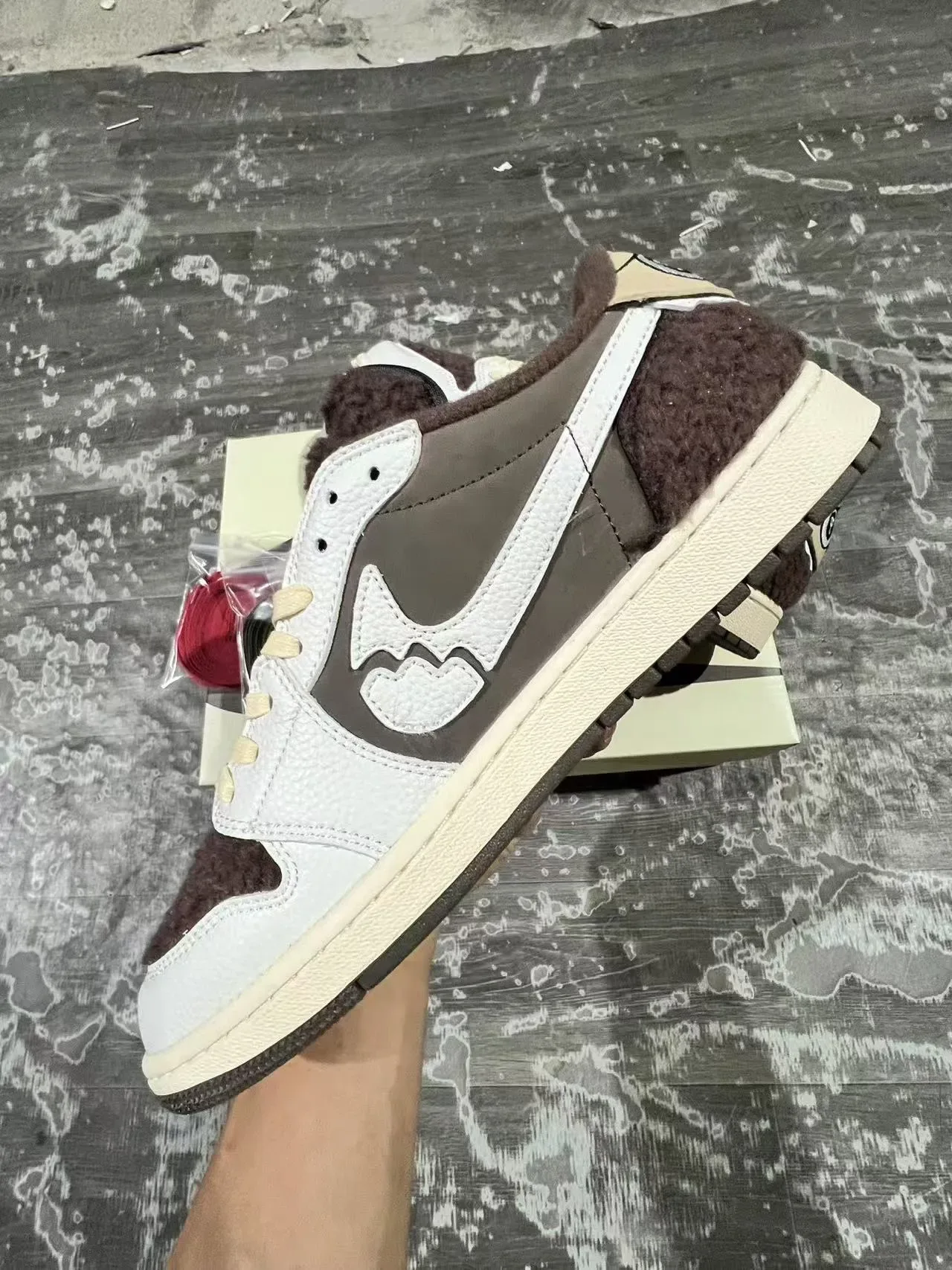 Nike Beige Brown Layered Panel Construction Oversized Wavy Swoosh Overlay Lifestyle Sneakers 4