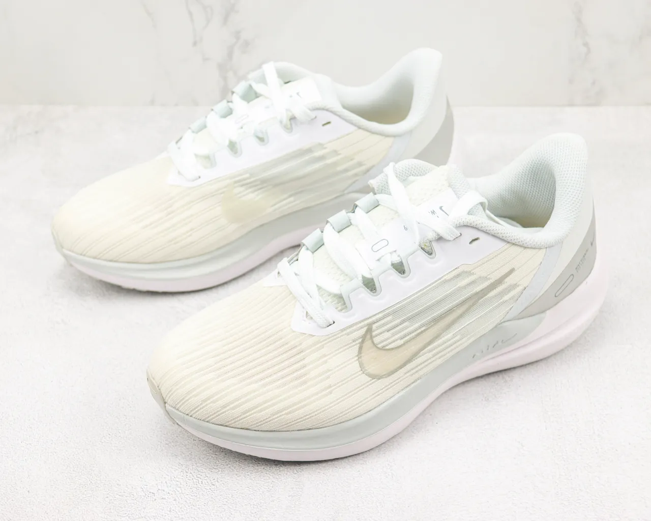 Nike Beige Gray Engineered Knit Upper Layered Synthetic Overlays Running Shoes 4