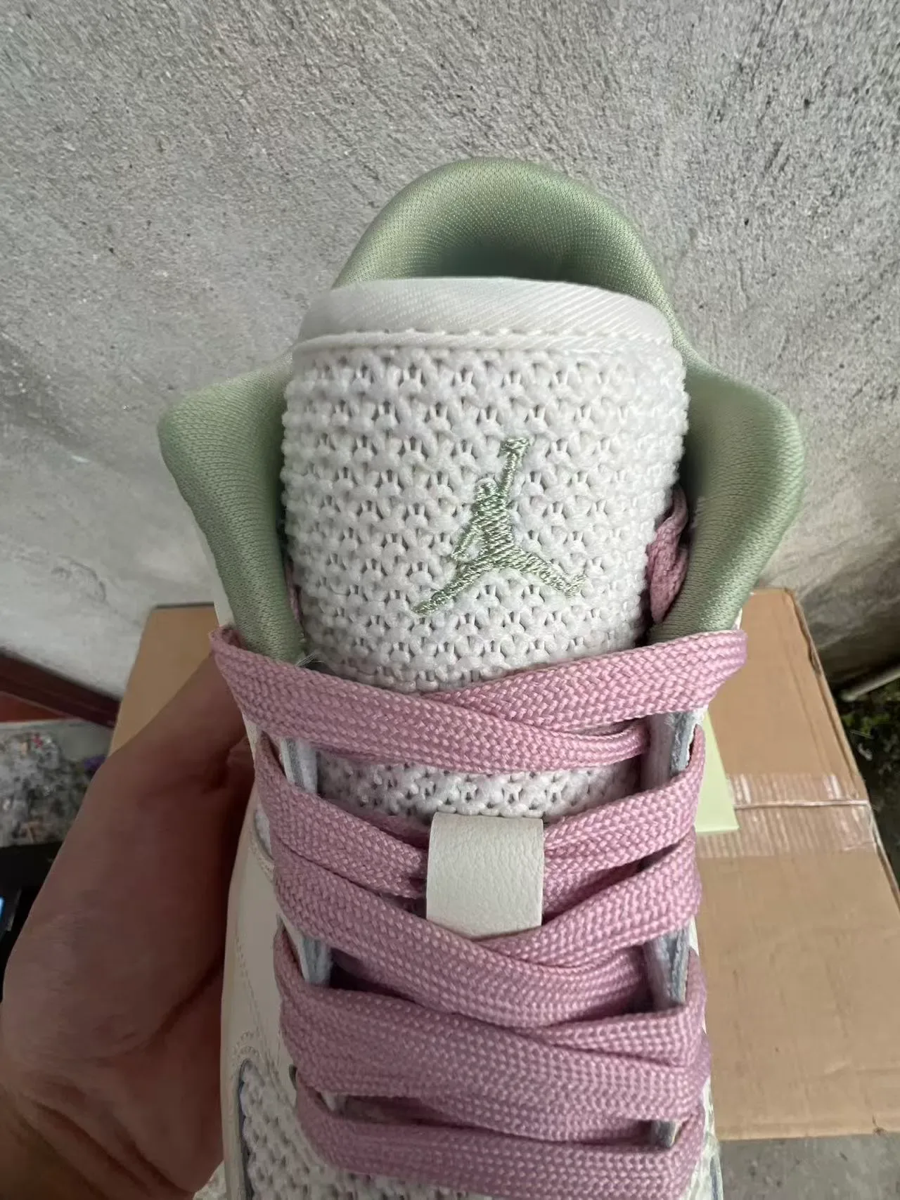 Nike Beige Green Low-Top Silhouette Textile-Mesh And Leather Overlay Construction Lifestyle Sneakers 4