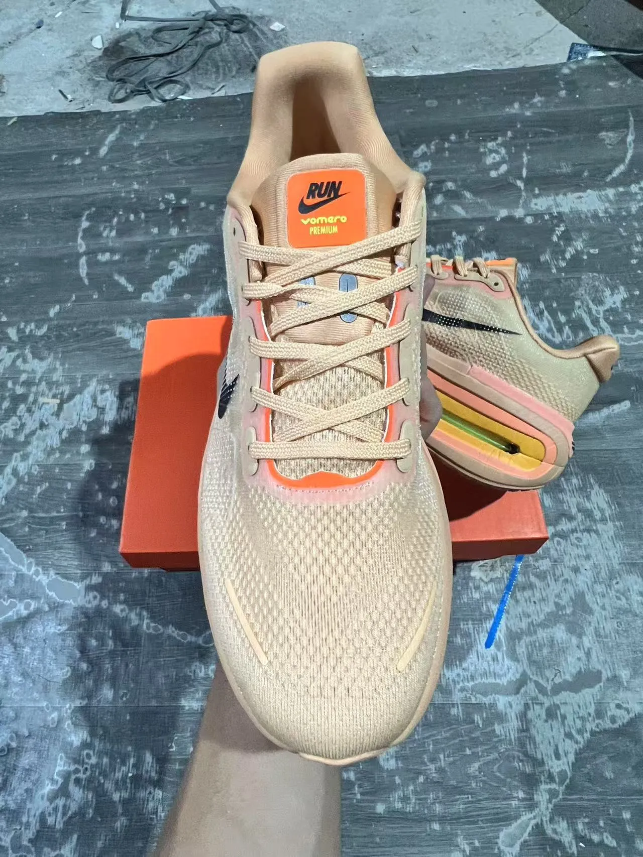 Nike Beige Orange Engineered Mesh Upper Exposed Multi-Layer Air Zoom Unit Running Shoes 3