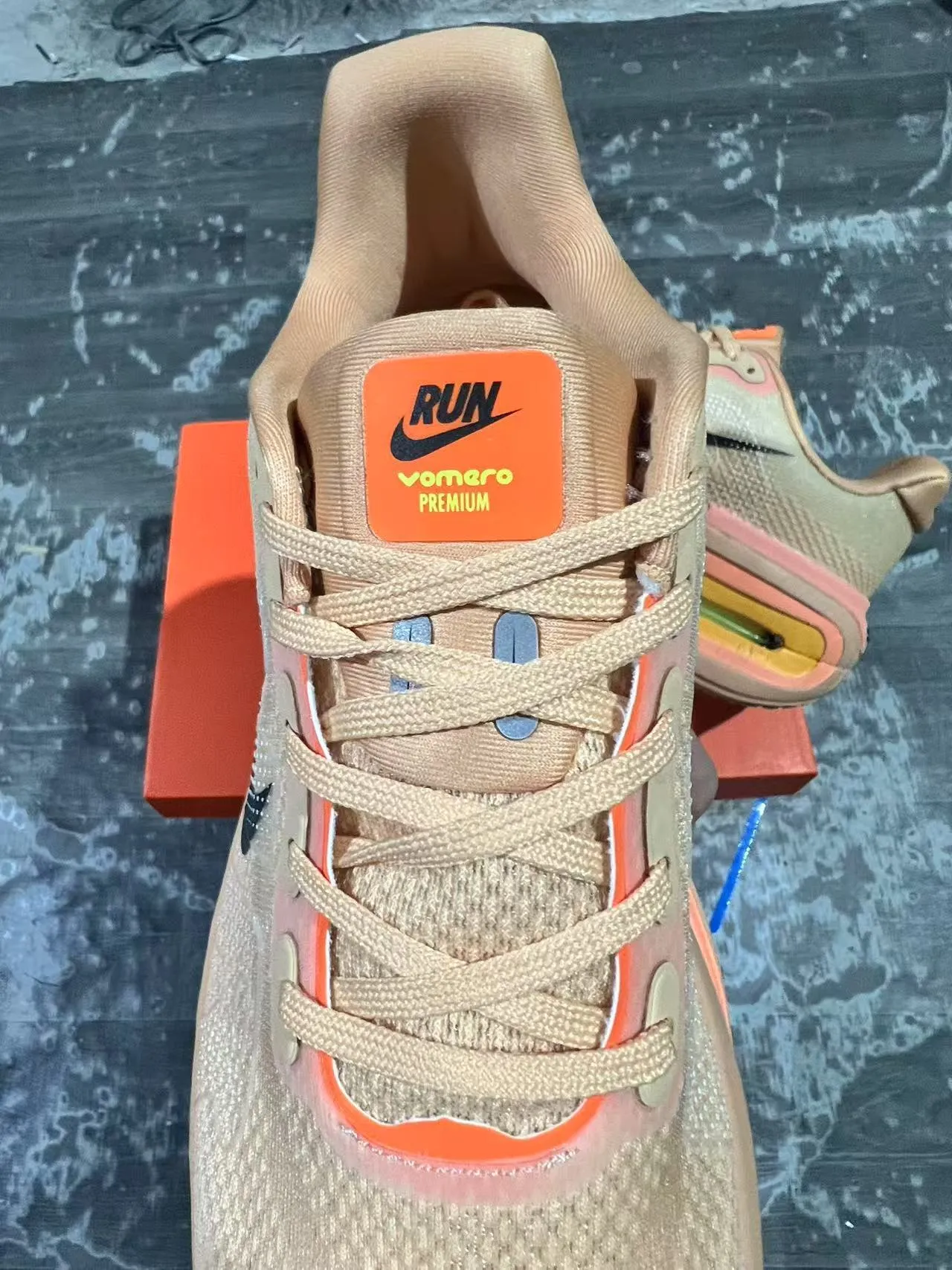 Nike Beige Orange Engineered Mesh Upper Exposed Multi-Layer Air Zoom Unit Running Shoes 4