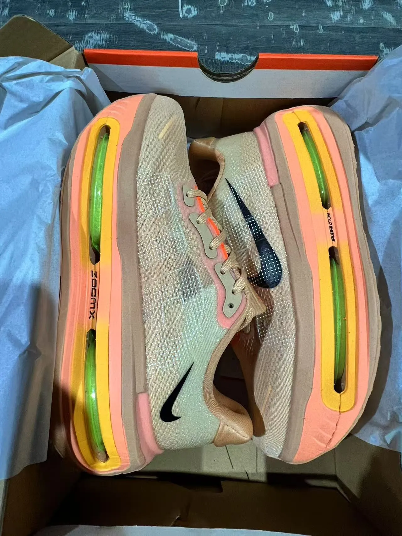 Nike Beige Orange Engineered Mesh Upper Exposed Multi-Layer Air Zoom Unit Running Shoes 9