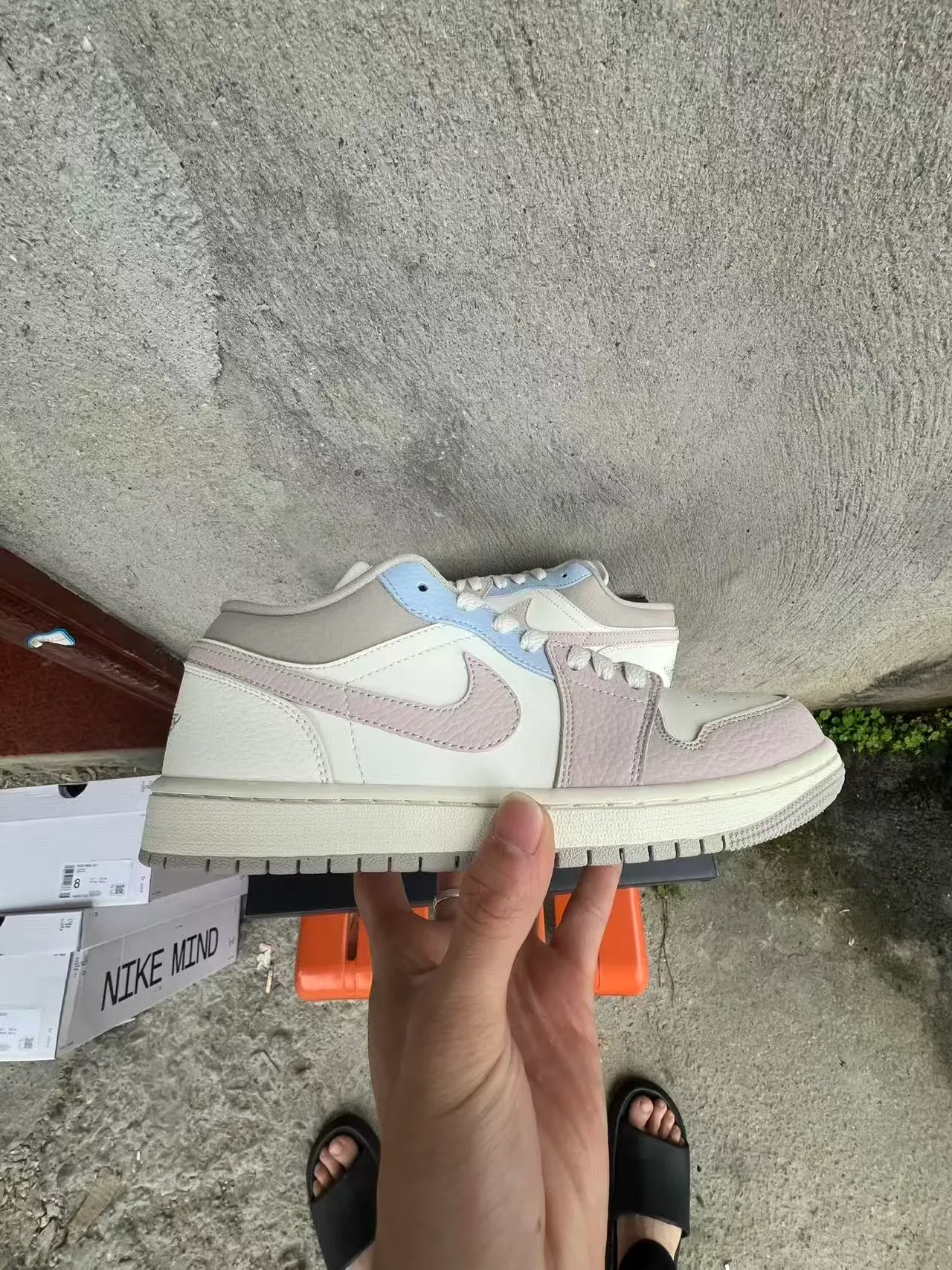 Nike Beige Pink Low-Top Multi-Panel Leather Lifestyle Sneakers 7