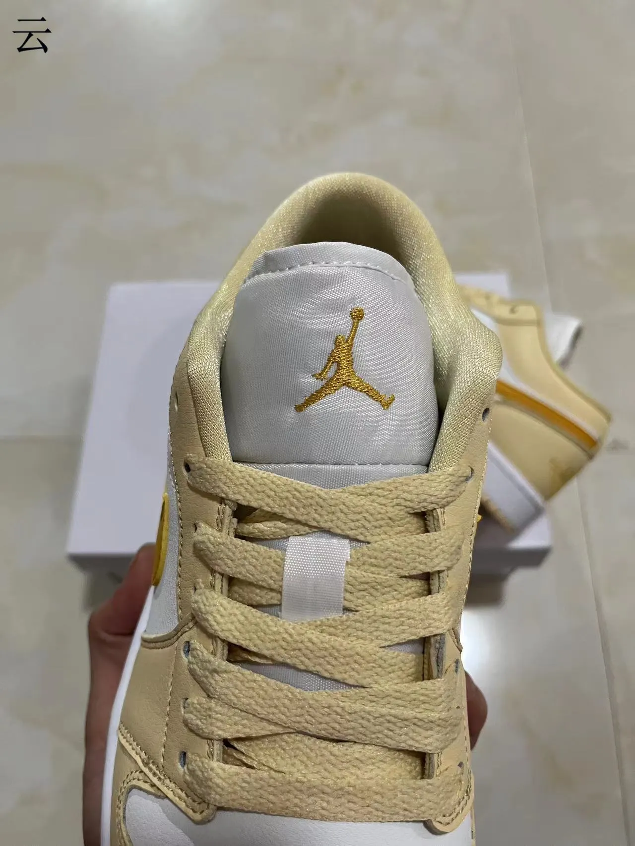 Nike Beige White Low-Top Leather-Paneled Lifestyle Sneakers 12
