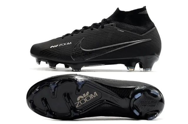 Nike কালো Flyknit উপর হাই-কাট সক কলার ফার্ম-ग्रাউন্ড ফুটবল জুতো 2