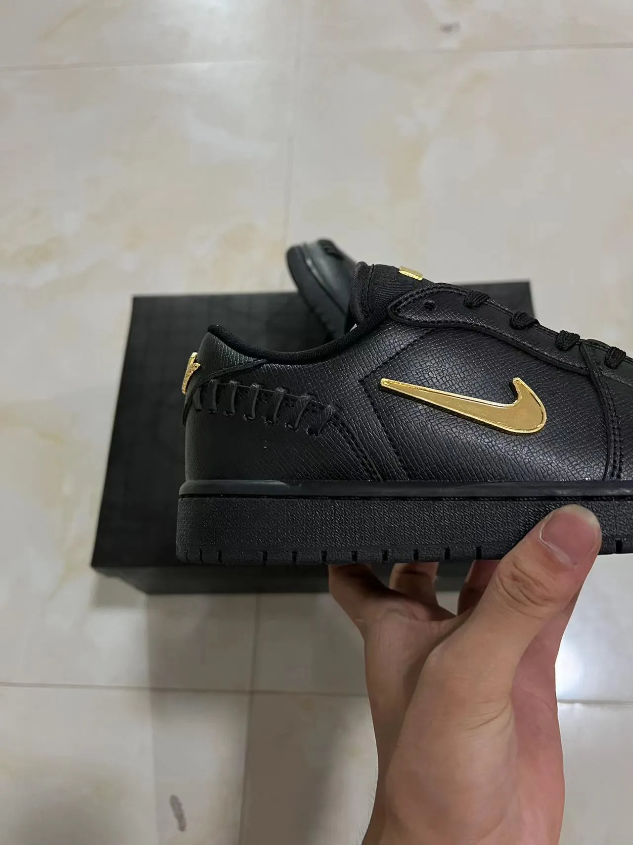 Nike Black Gold Textured Leather Upper Metallic Swoosh Lifestyle Sneakers 6