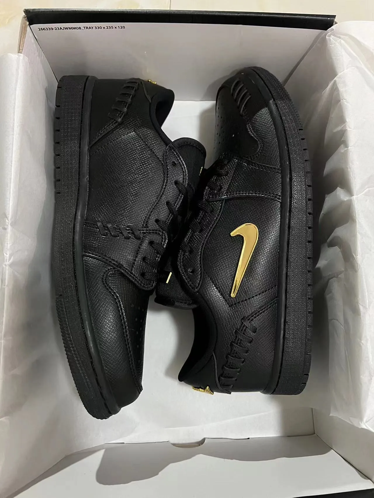 Nike Black Gold Textured Leather Upper Metallic Swoosh Lifestyle Sneakers 8