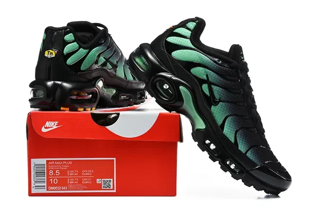Nike Black Green Dual Air Cushioning Gradient Overlays Lifestyle Sneakers 14