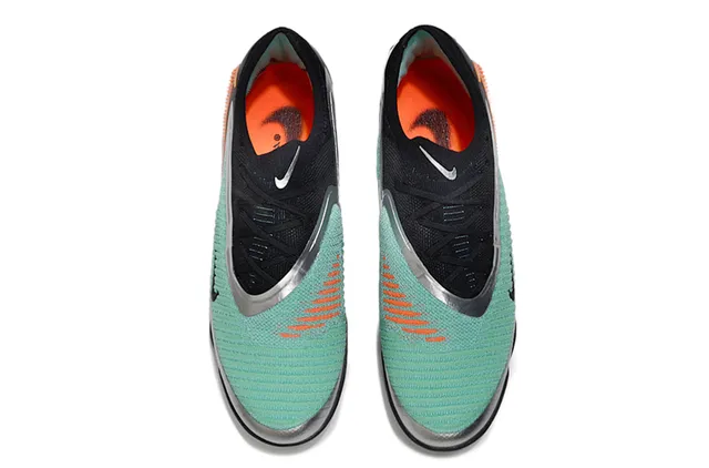 Nike أسود أخضر قماش معقود علوية ربط غير متماثل ترافي حذاء كرة القدم 2