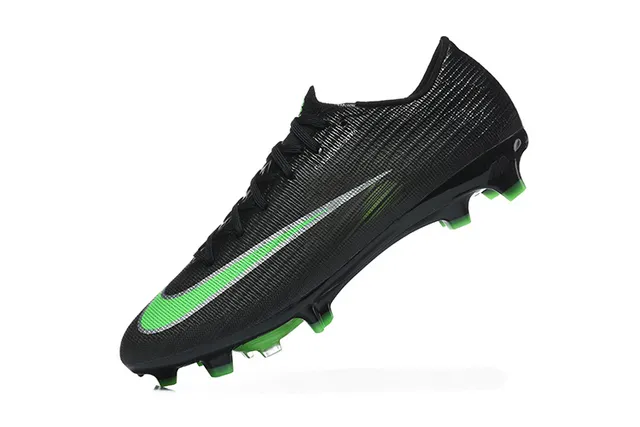 Nike Black Green Low-Cut Flyknit Upper Textured Synthetic Overlay Firm-Ground Soccer Shoes 4