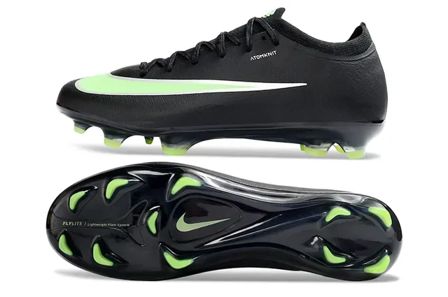 Nike Chaussures de football noir et vert coupe basse upper en knit studs moulés terrain ferme 6