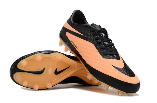 Nike Chaussures de football Noir Orange Bas Haut Synthétique Texturé Nid d'abeille Forefoot Surface Dure 4