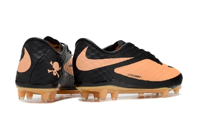 Nike Chaussures de football Noir Orange Bas Haut Synthétique Texturé Nid d'abeille Forefoot Surface Dure 5