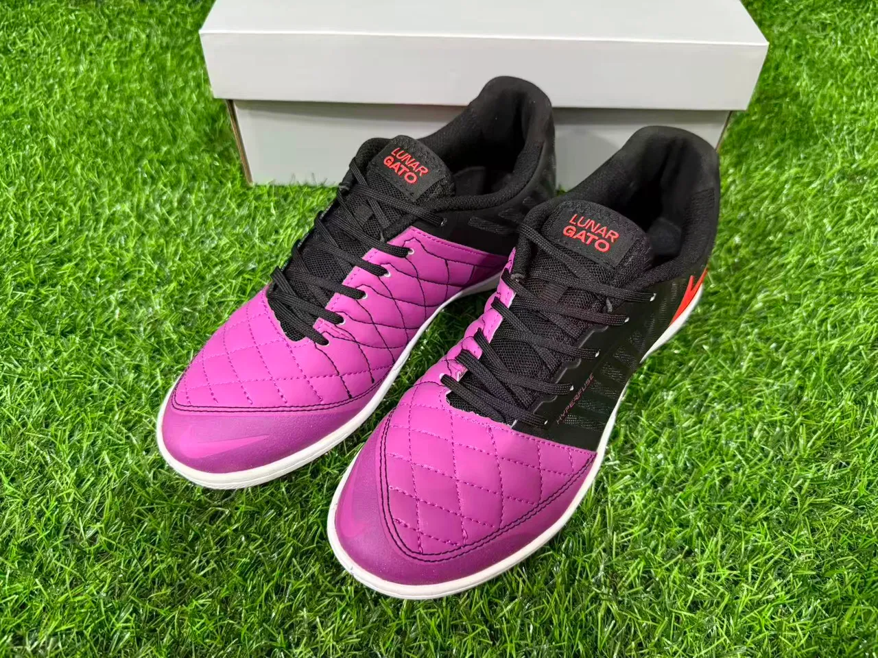 Nike Noir Violet Maille Fusionnée Supérieure Matelassée Synthétique Capuchon des Doigts Chaussures de Football Indoor 12