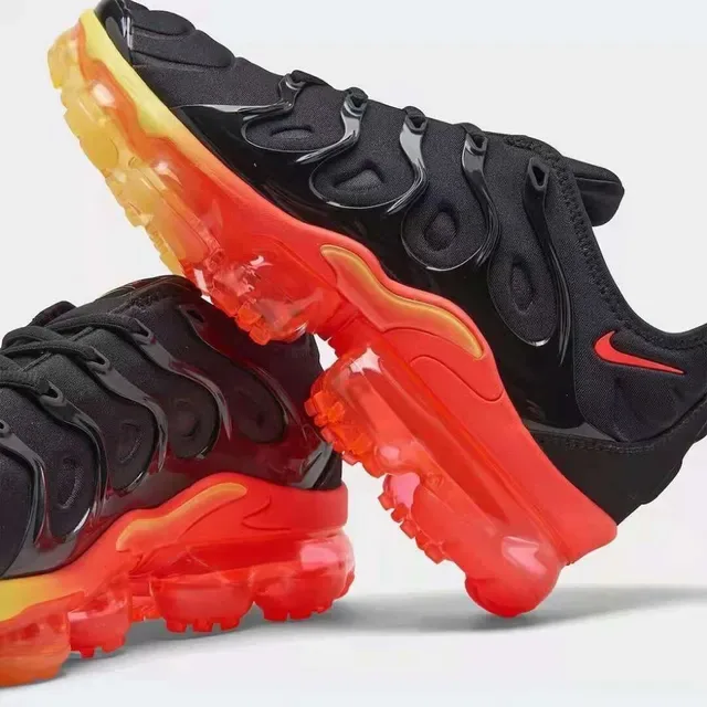 Nike Black Red Mesh And Synthetic Upper Wave-Shaped Cage Overlays Lifestyle Sneakers 5