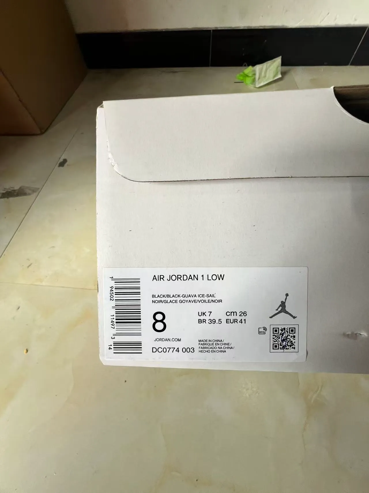 Nike Black White Low-Top Speckled Midsole Lifestyle Sneakers 10