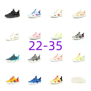 Nike Sandales casuales noires et blanches avec tige synthétique perforée sangle ajustable à boucle et croc