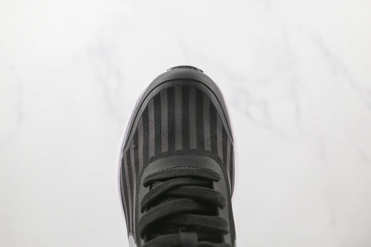 Nike Chaussures de course noir blanc rayé maille supérieure line-art swoosh 5