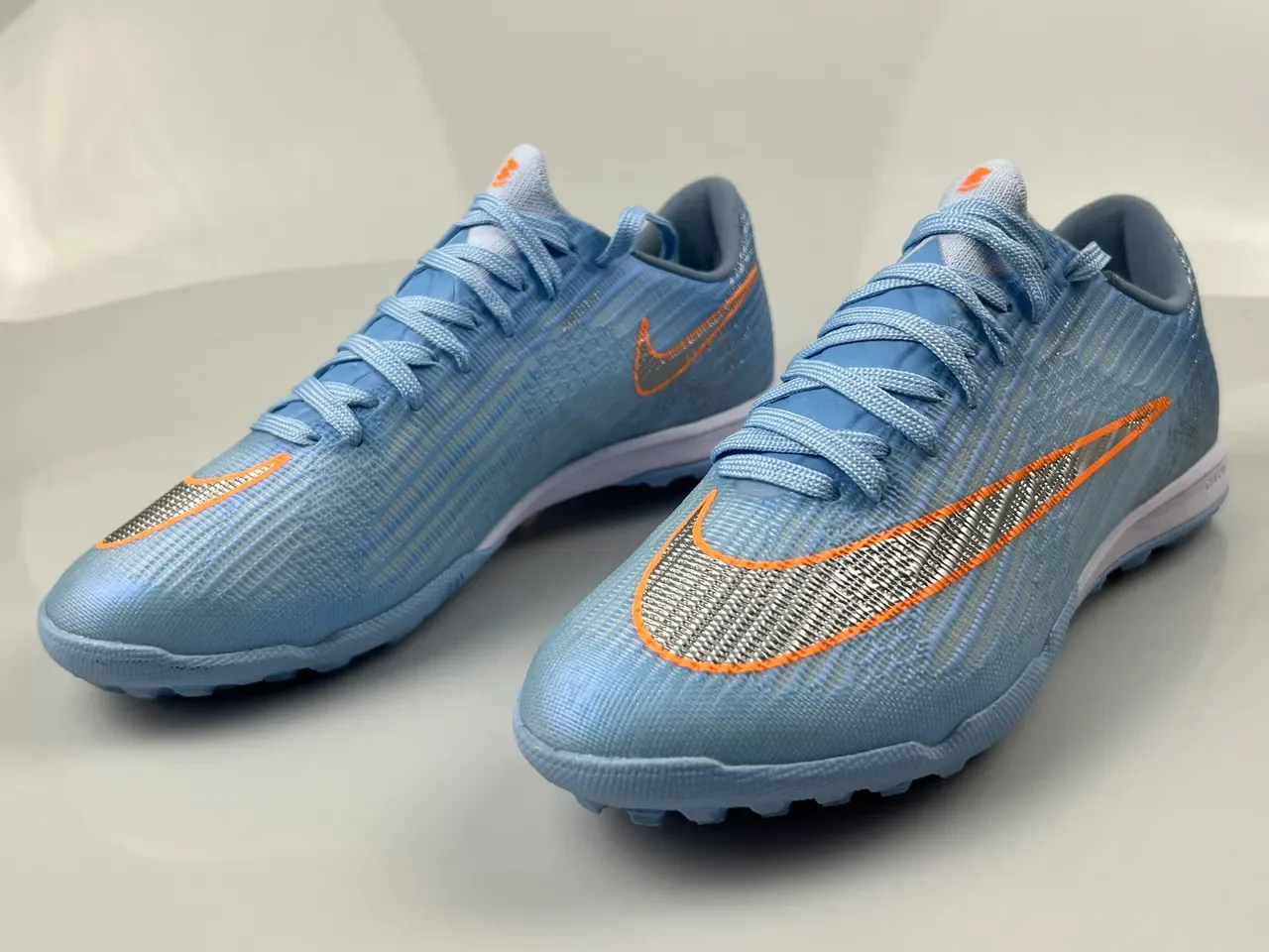 Nike Bleu Orange Chaussures de Football à Coupe Basse Tige Synthétique Tricot Côtelé Texturé pour Gazon 2
