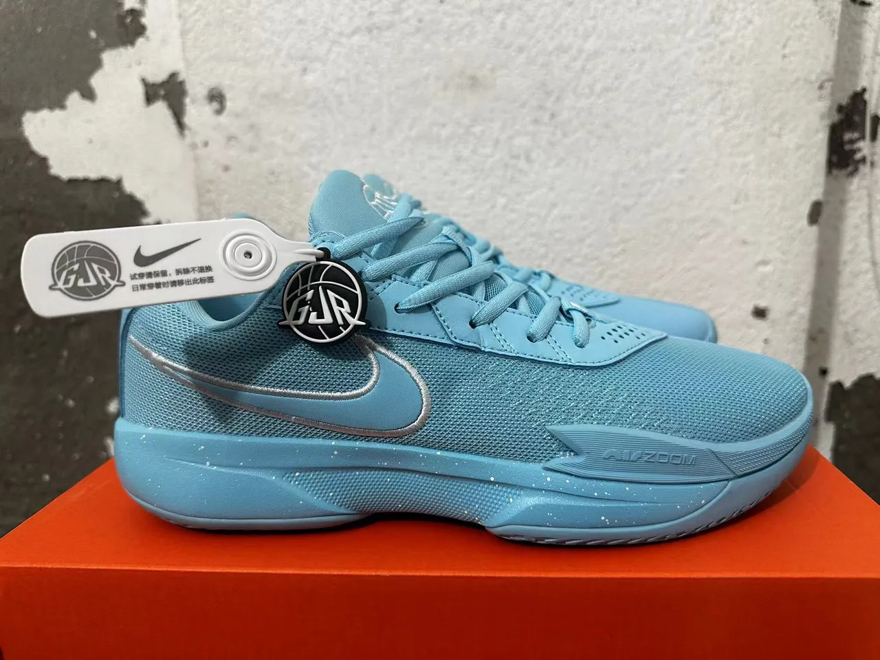 Nike Blue Silver Low-Top Basketball Shoes 4