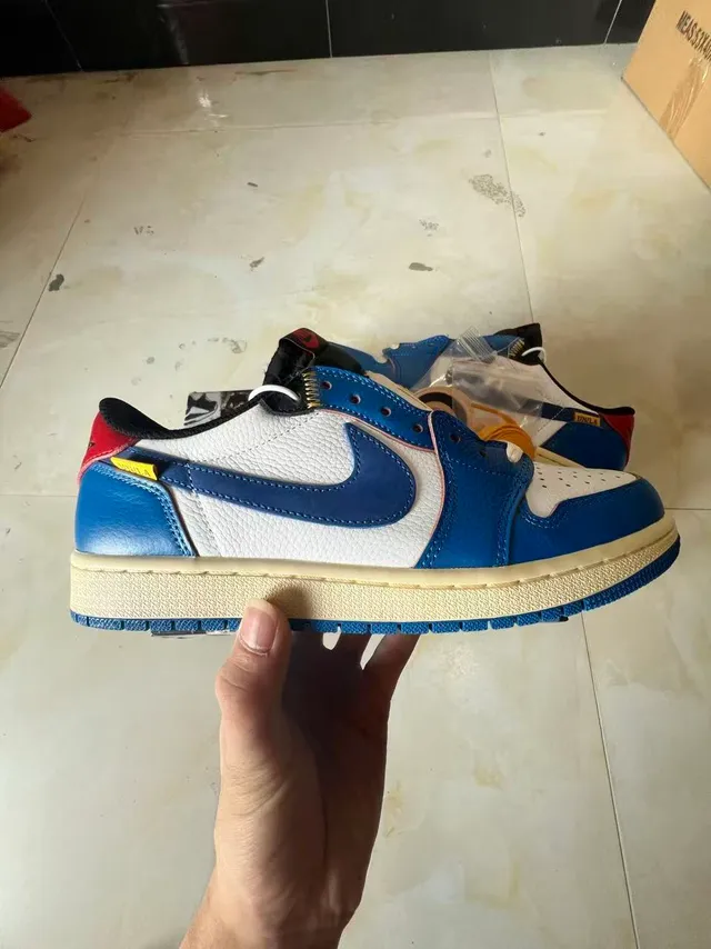 Nike Blue White Leather-Paneled Cupsole Lifestyle Sneakers 7