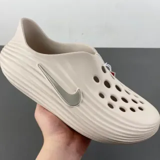 Nike بيج فضي ribbed sculpted sole perforated upper Clog