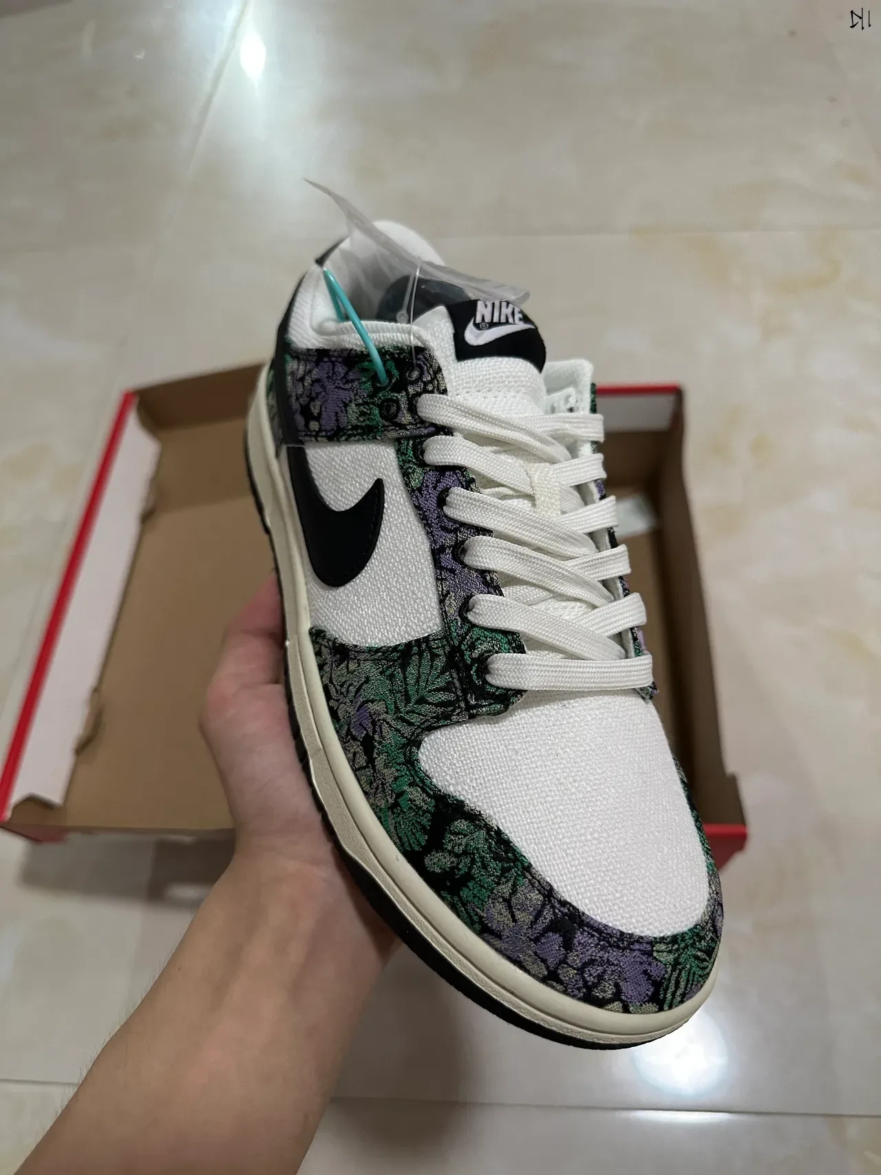 Nike Dunk Low Floral Jacquard Lifestyle Sneakers 2
