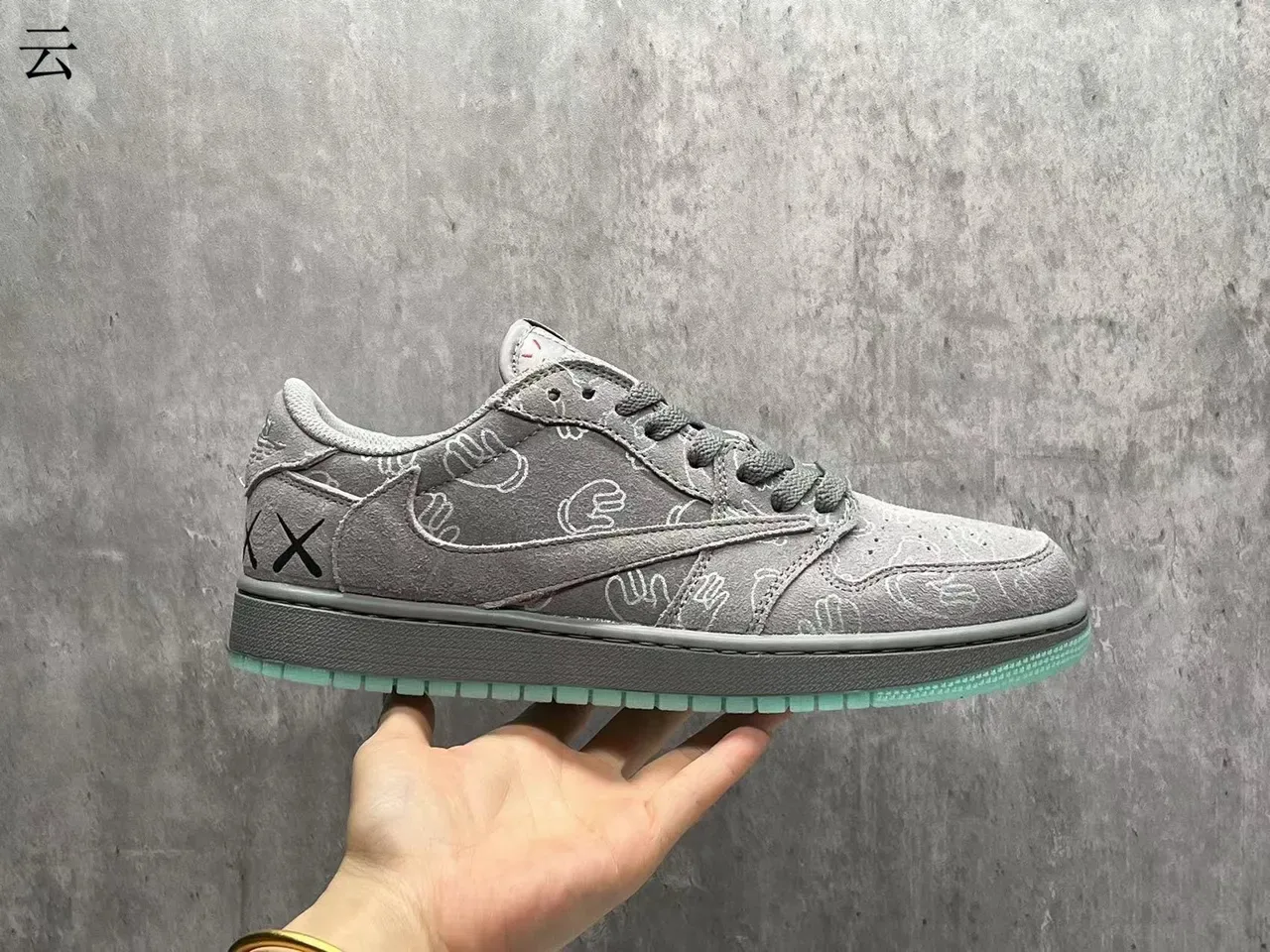 Nike Dunk Low Gray Green Suede Upper KAWS Hand Motif Print Lifestyle Sneakers 4