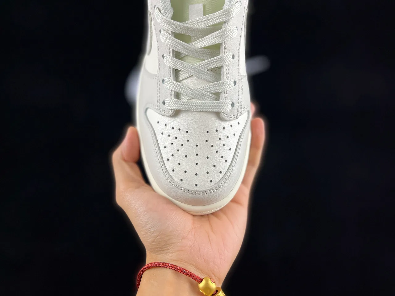 Nike Dunk Low Off-White Lifestyle Sneakers 3