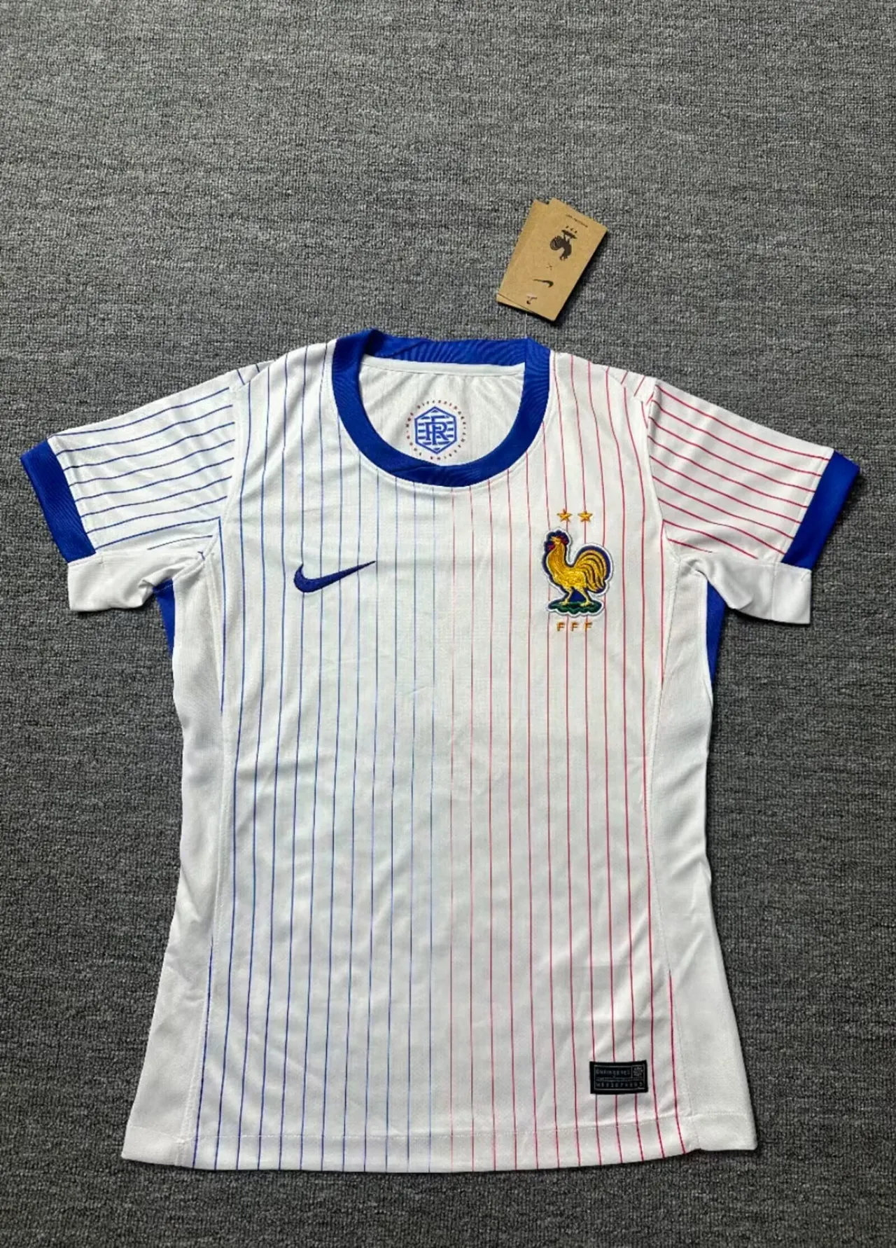 Maillot Nike Équipe de France Bleu Royal Rouge Blanc Bordures Brodé Crête du Coq 5