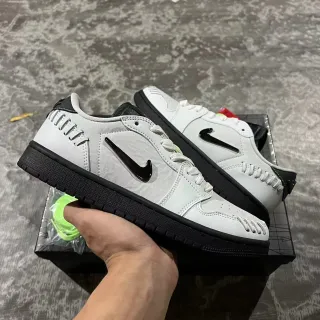 Nike Gray Black Low-Top Perforated Toe Lifestyle Sneakers