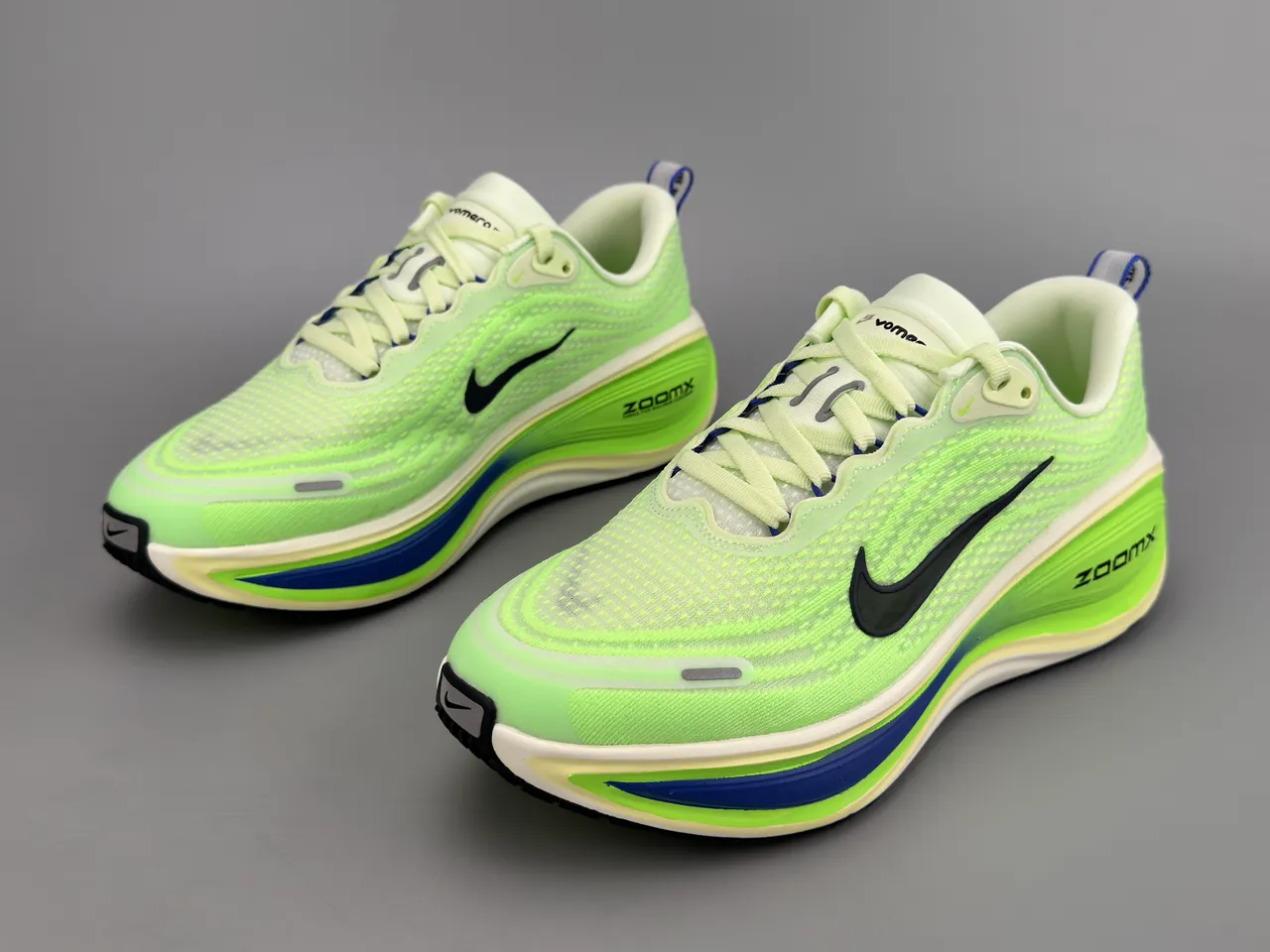 Nike Green Blue Engineered Mesh Upper Full-Length Carbon Plate Running Shoes 3