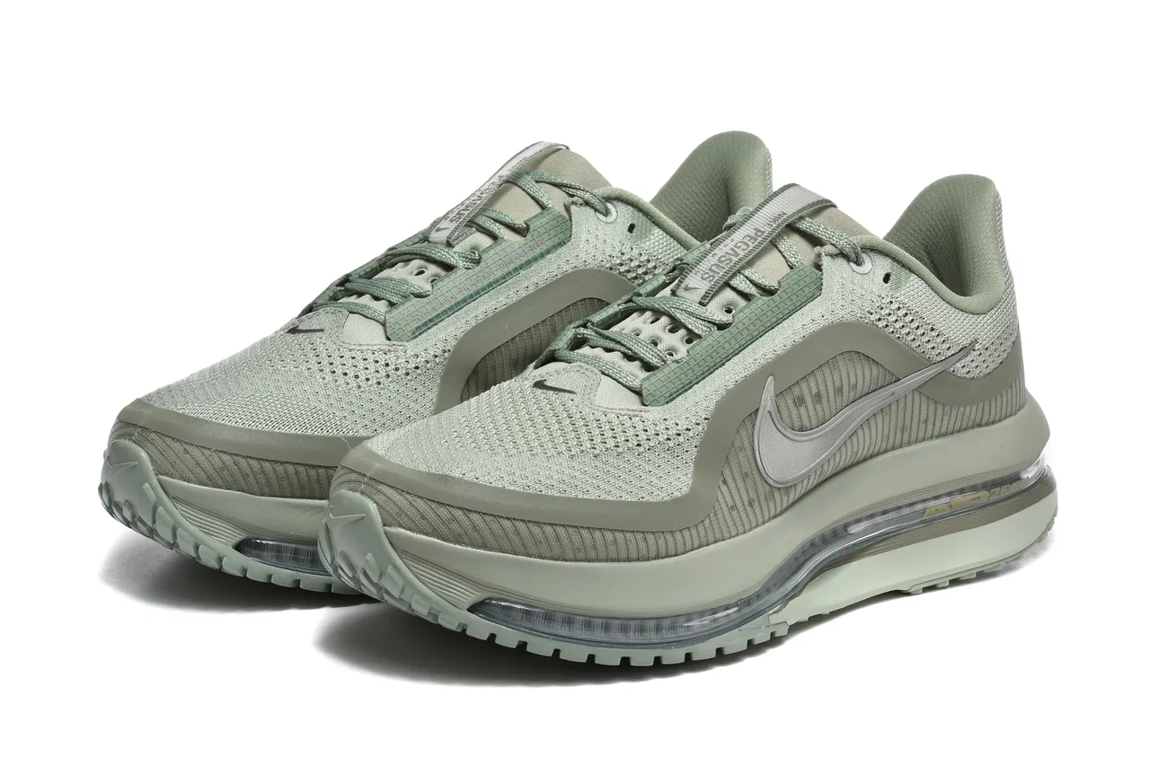 Nike Green Silver Engineered Mesh Upper Full-Length Air Zoom Unit Running Shoes 6