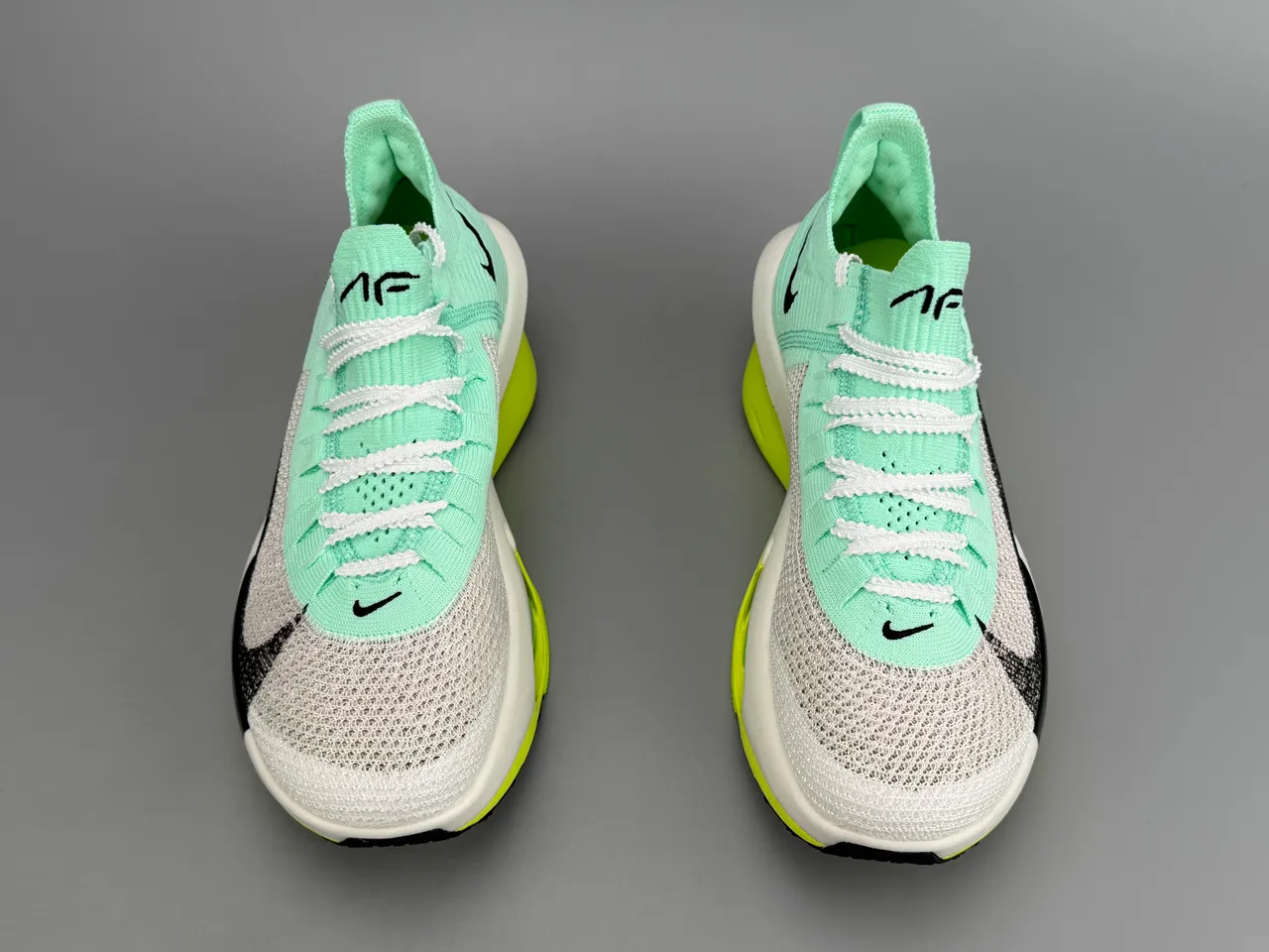 Nike Chaussures de course vert et jaune upper de maille Air Unit visible 8