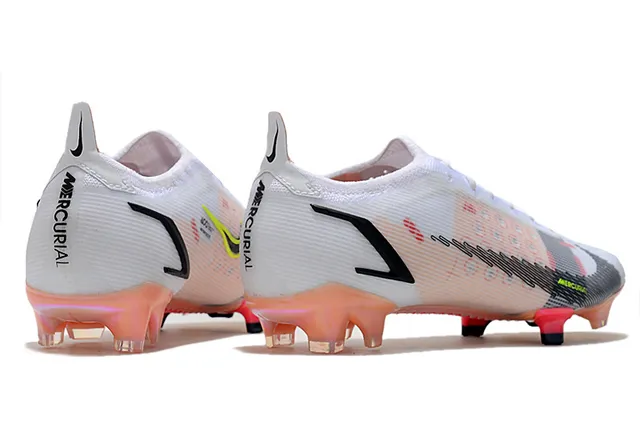 Nike Mercurial Chaussures de football basses blanches multicolores à lacets tige mesh synthétique pour terrain ferme 7