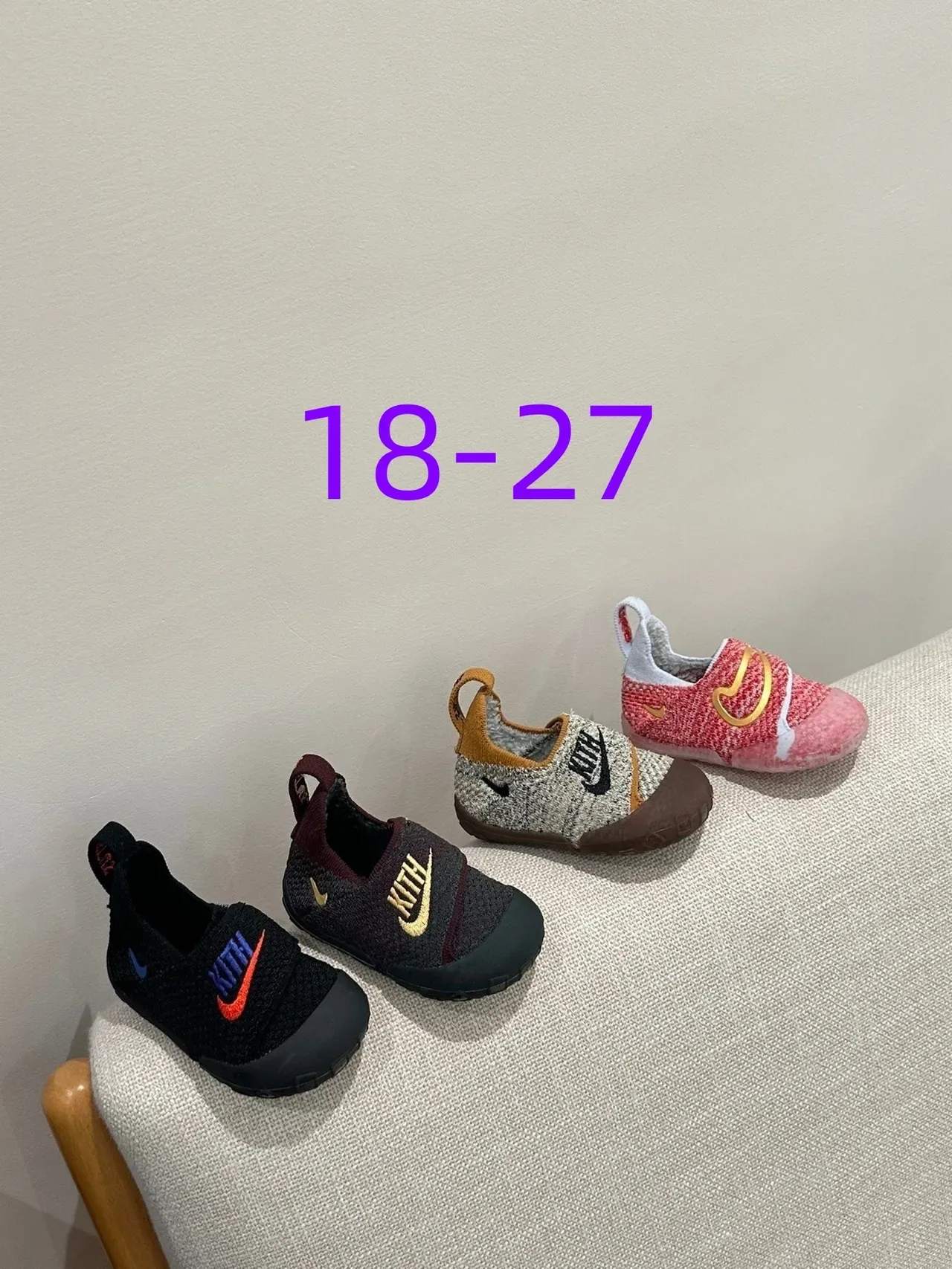 Nike Multicolor Knit Slip-On Pull-Tab Heel Lifestyle Sneakers 1