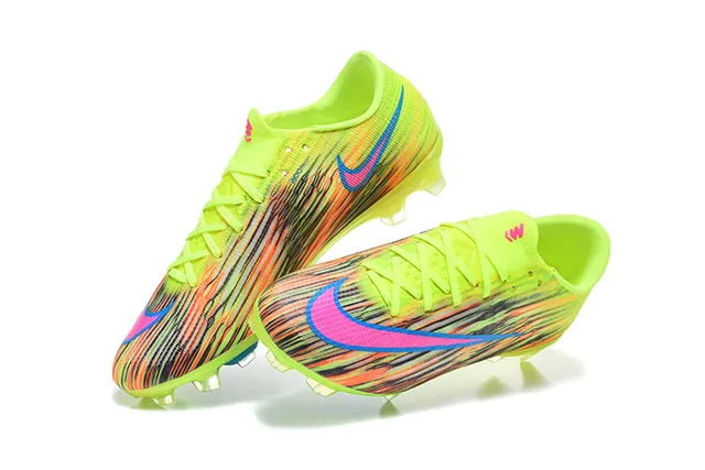 Nike Multicolor Low-Cut Flyknit Upper Dynamic Fit Collar Firm-Ground Soccer Shoes 2