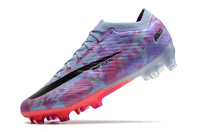 Nike Multicolore Rose Pixelisé Camo Haut Ajustement Chaussette Col Flyknit Terrain Firme Chaussures de Football 4