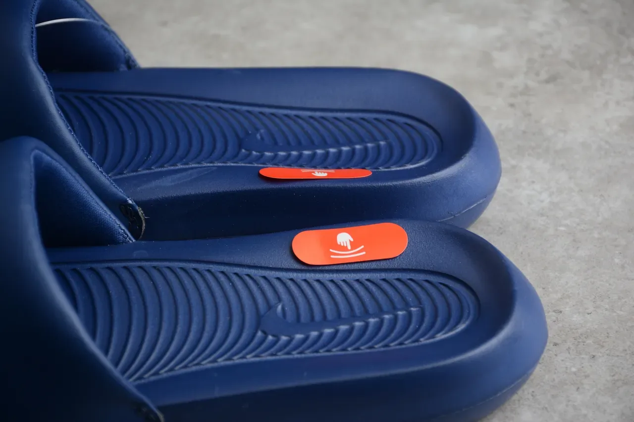 Nike Navy White Single-Strap Molded Footbed Slippers 4