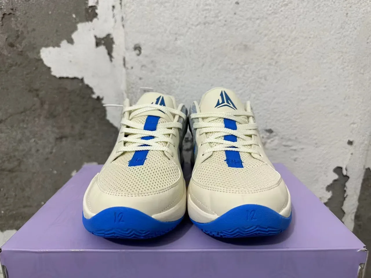 Nike NikeCourt Beige Blue Ribbed Midfoot Overlay Knit Mesh Upper Lifestyle Sneakers 3