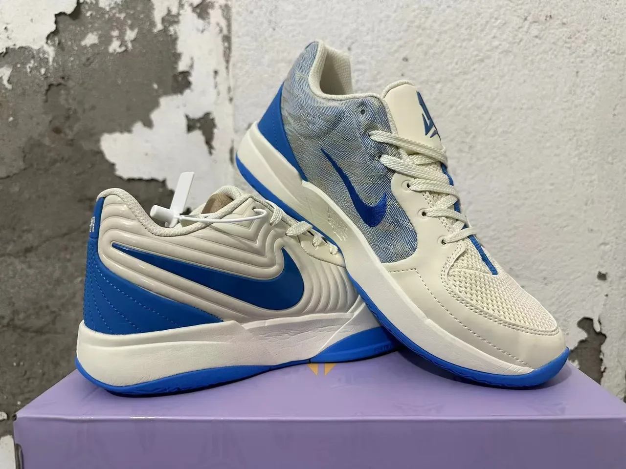 Nike NikeCourt Beige Blue Ribbed Midfoot Overlay Knit Mesh Upper Lifestyle Sneakers 5