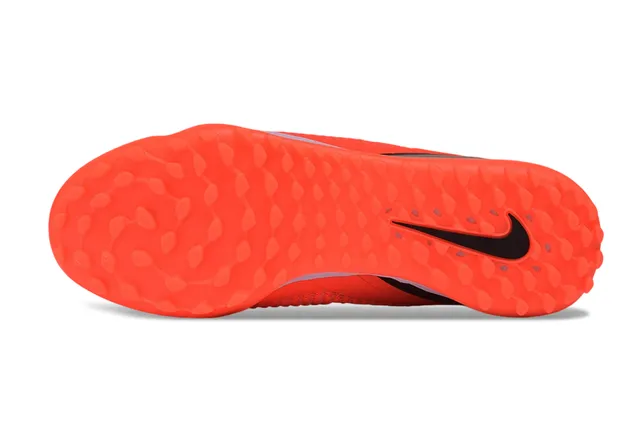 Nike Zapatillas naranja y negro de corte bajo Sistema de cordones asimétrico Zapatillas de fútbol para césped 6