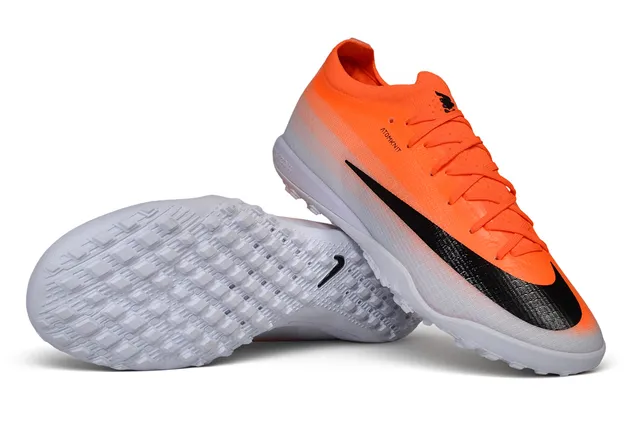 Nike Zapatillas de fútbol turf naranja negro low-cut sock-fit upper gradient knit 5