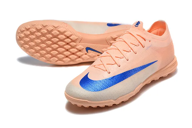 Nike Zapatillas de fútbol turf con upper de knit naranja y azul silueta low-cut 6