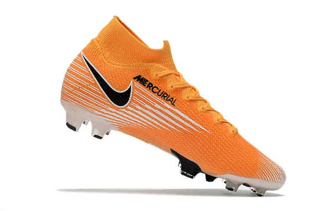 Nike Sapatos de futebol com upper knit laranja branco, cadarços assimétricos, para solo firme 3