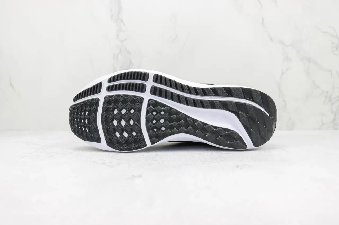 Nike Pegasus 40 Zapatillas de correr Negro y Blanco 8