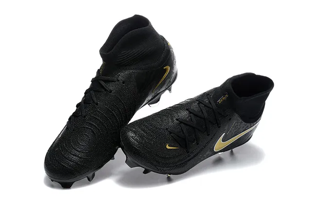 Nike Phantom GT Black and Gold Firm-Ground Soccer Shoes 3
