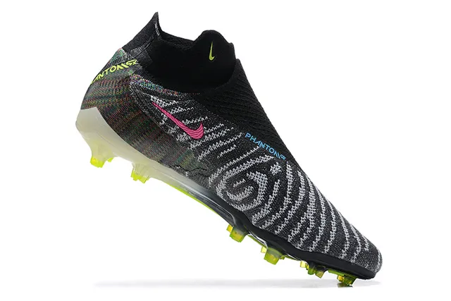 Nike Phantom GT Firm-Ground Soccer Shoes 3