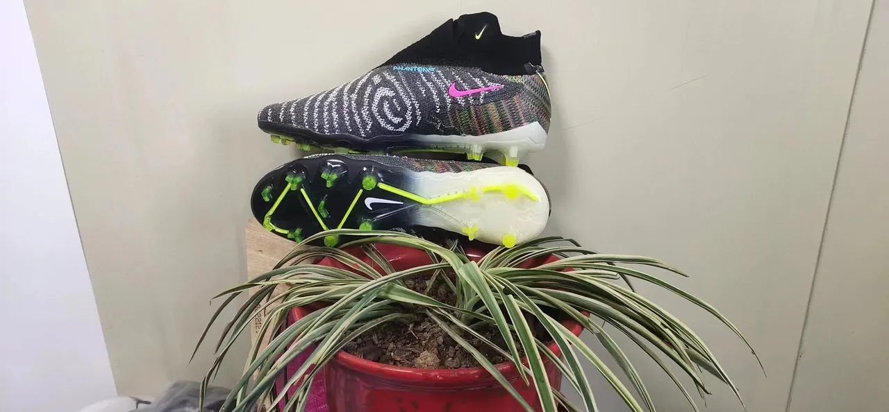 Nike Phantom GT Firm-Ground Soccer Shoes 13