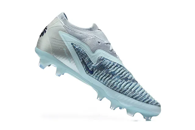 Nike Phantom GT Firm-Ground Soccer Shoes 3